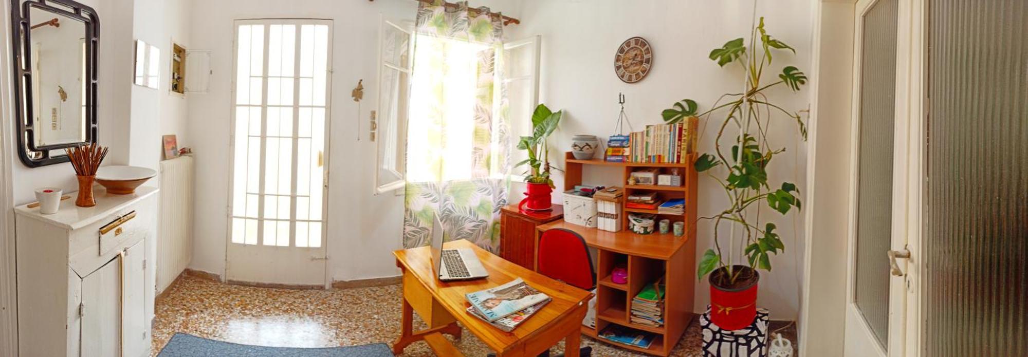 Cozy Room In Quiet Neighbourhood Атина Екстериор снимка