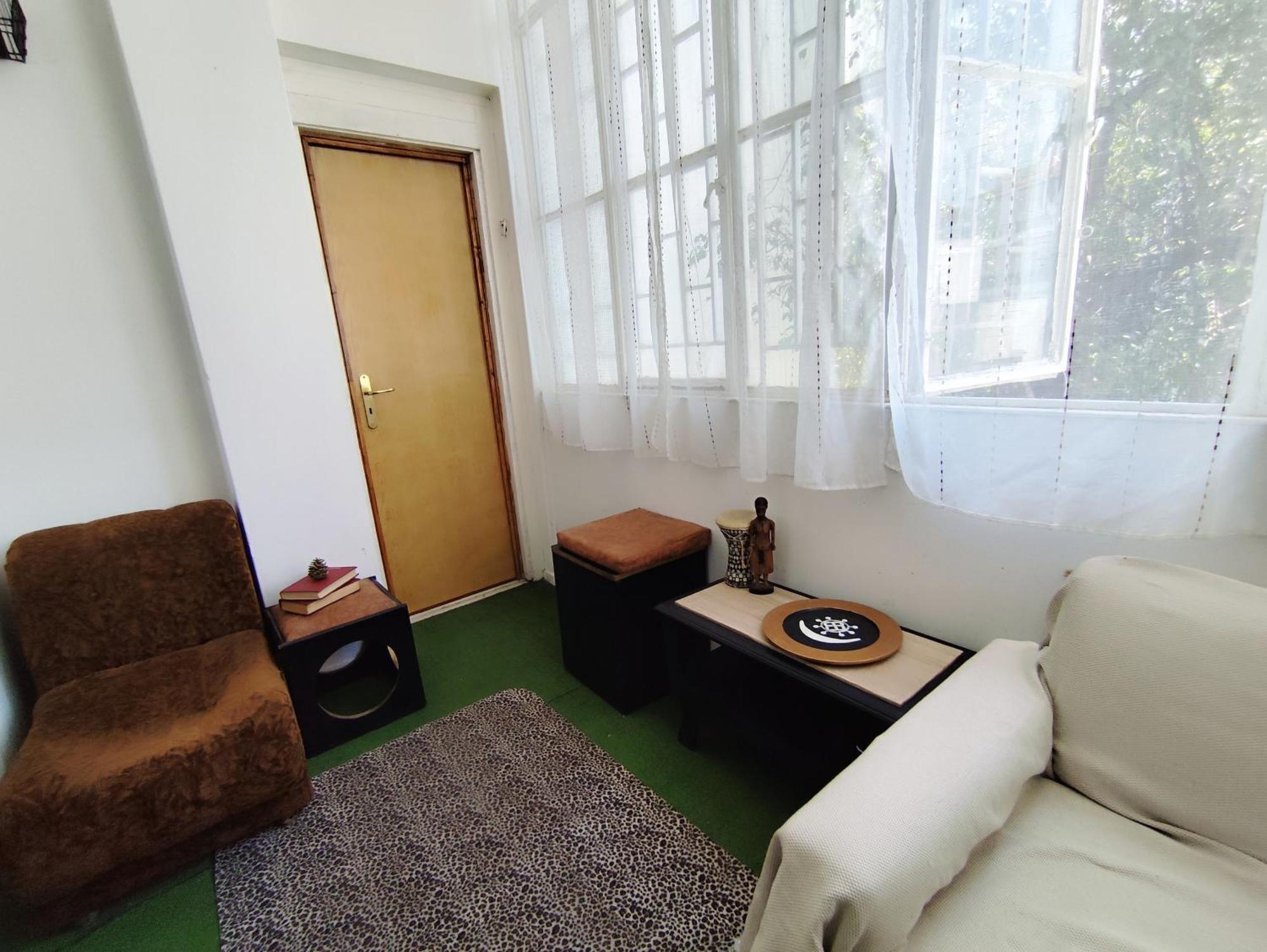 Cozy Room In Quiet Neighbourhood Атина Екстериор снимка